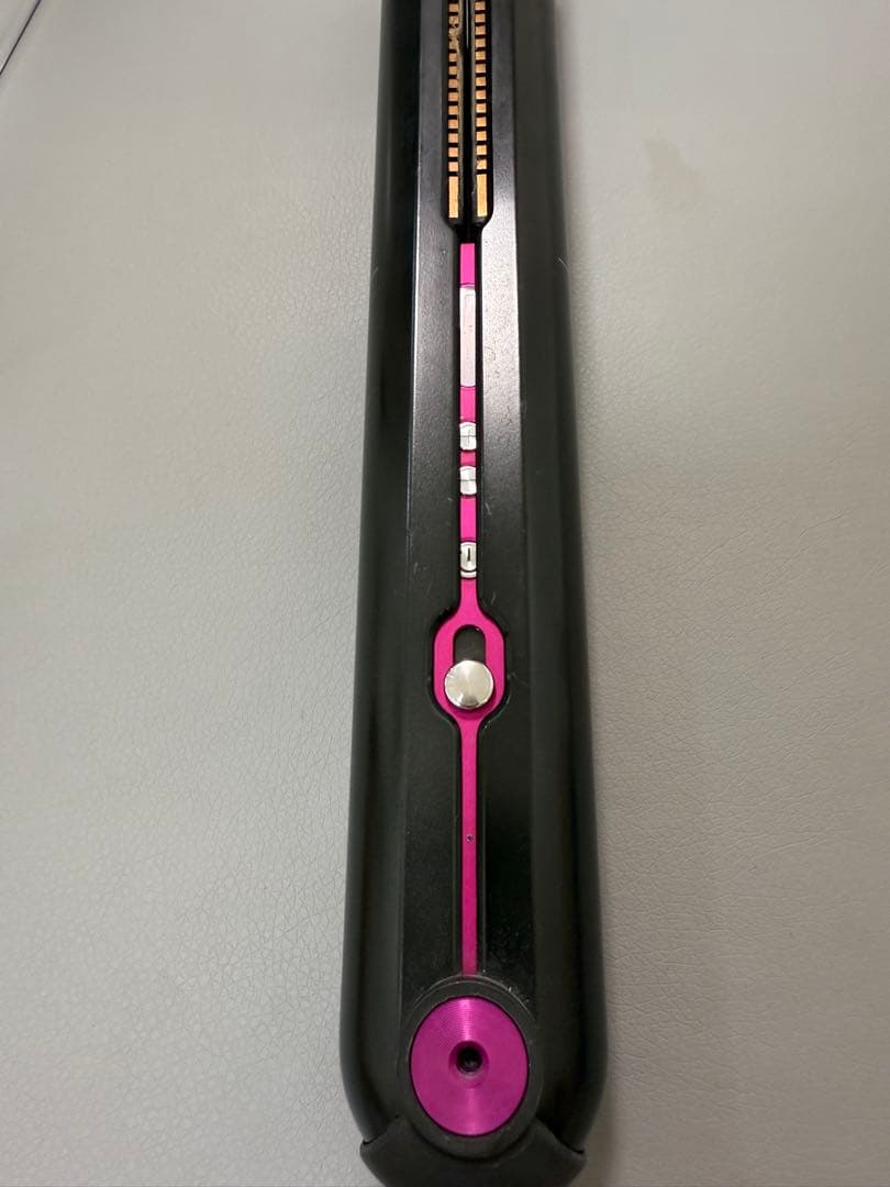 ダイソン HS03 Corrale コードレスヘアアイロン