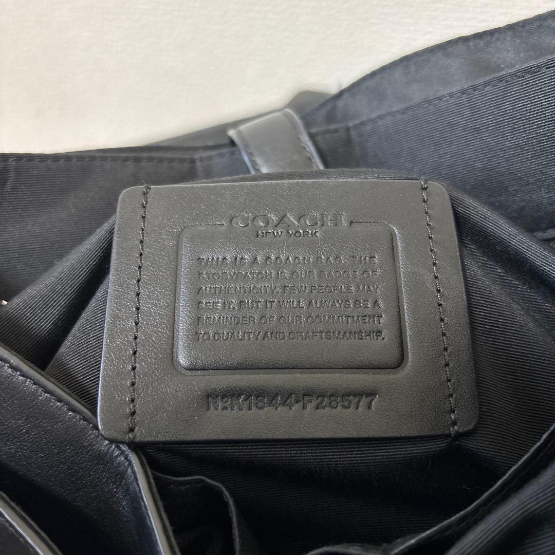 COACH ブラック レザーメッセンジャーバッグ