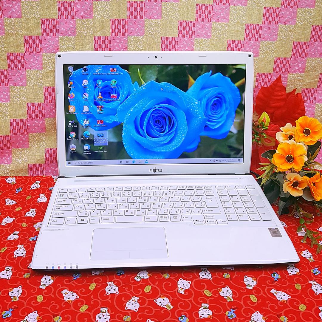 極上品！高年式!美品！テレワーク可能！薄型ノートパソコン！新Win10！動画編集