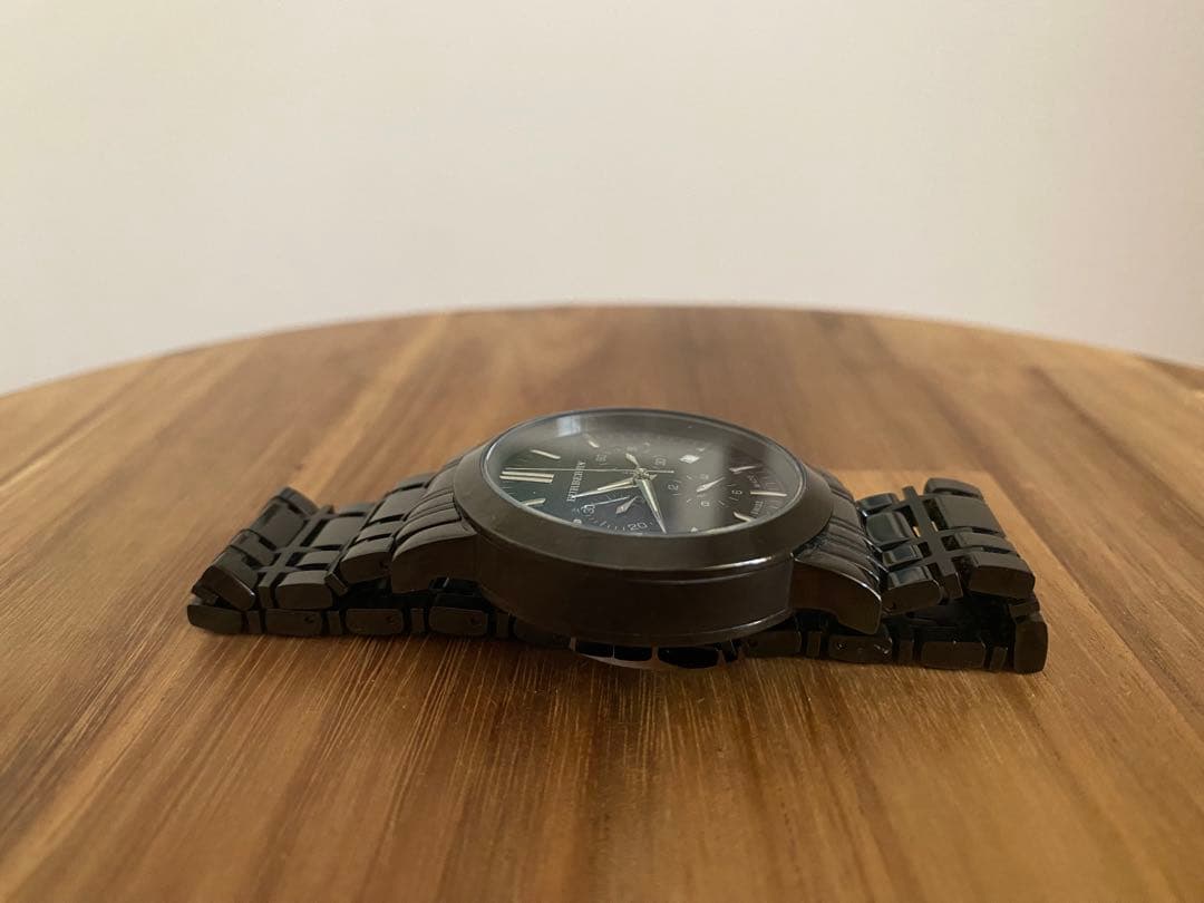 BURBERRY ブラック クロノグラフ腕時計