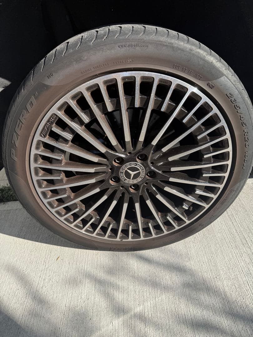 メルセデス・ベンツ ピレリMOタイヤ4本 235/45R20