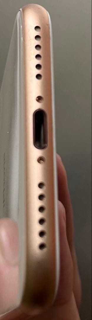 【即購入OK】iPhone8 64GBゴールド　ガラスフィルム付き【美品】