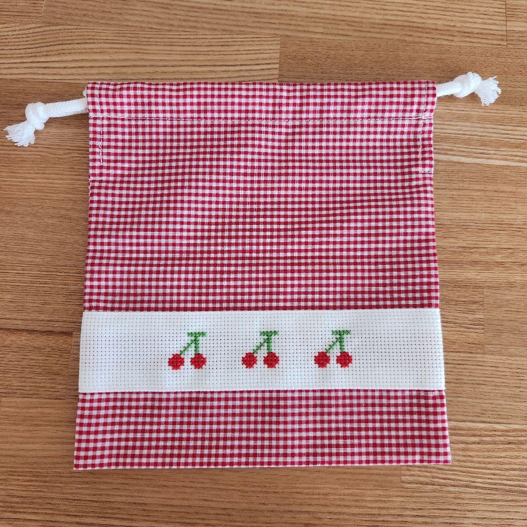 【さくら様】コップ袋　給食袋　巾着袋　男の子　女の子　刺繍