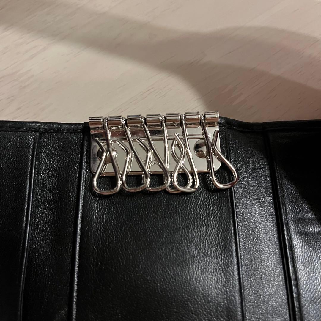 PRADA ブラック レザー キーケース