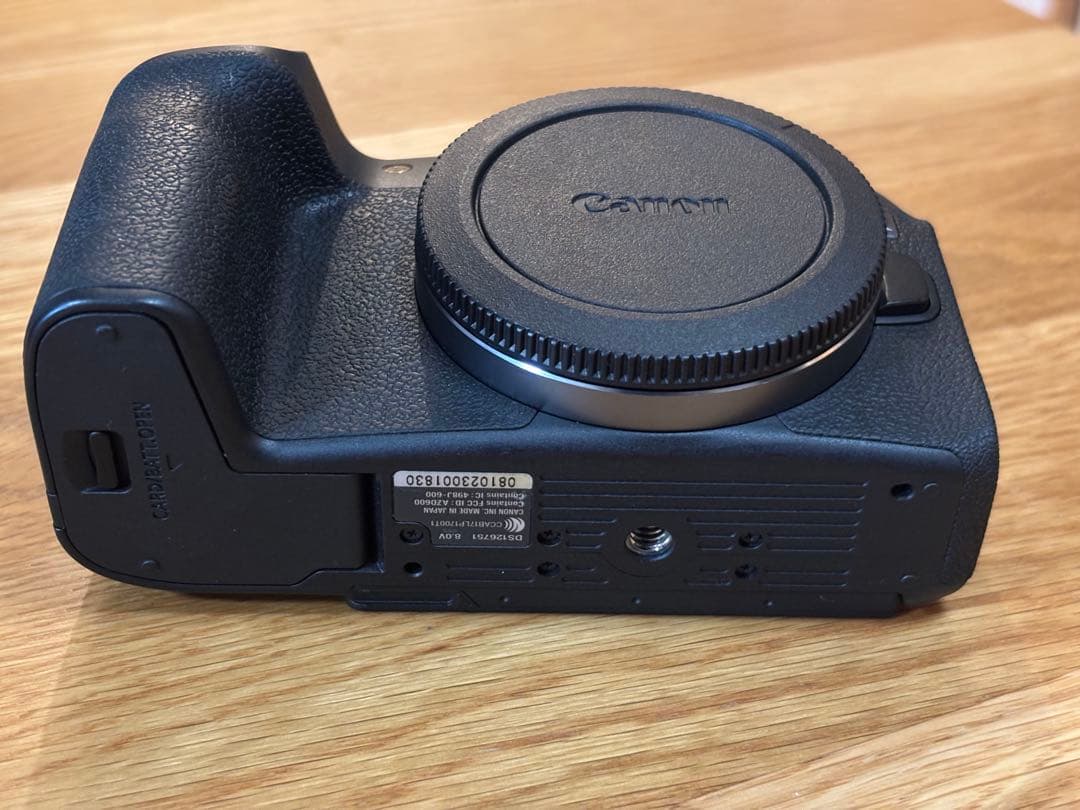 Canon EOS RP ミラーレス一眼 カメラ