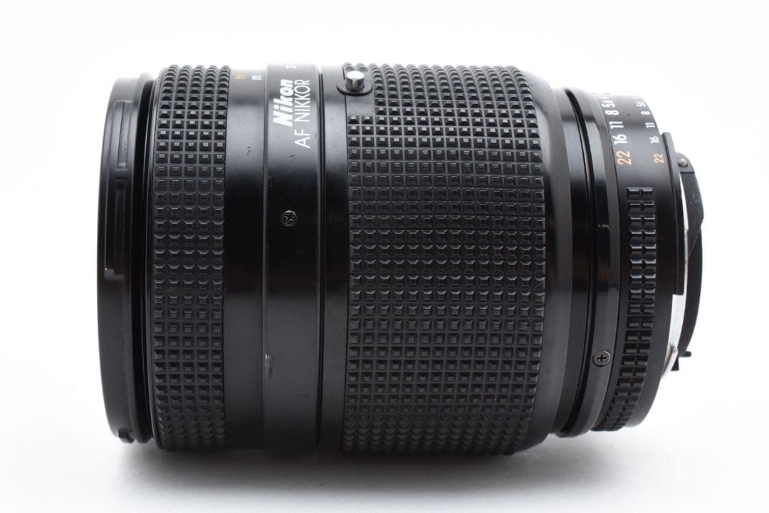 Nikon AF Nikkor 35-70mm f/2.8 標準ズームレンズ
