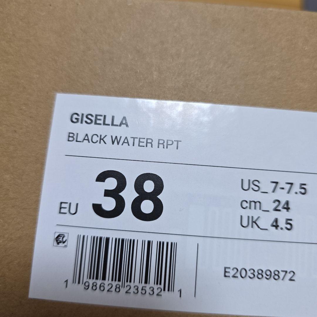 VIVAIA スクエアトゥ 撥水加工 ヒールブーツ