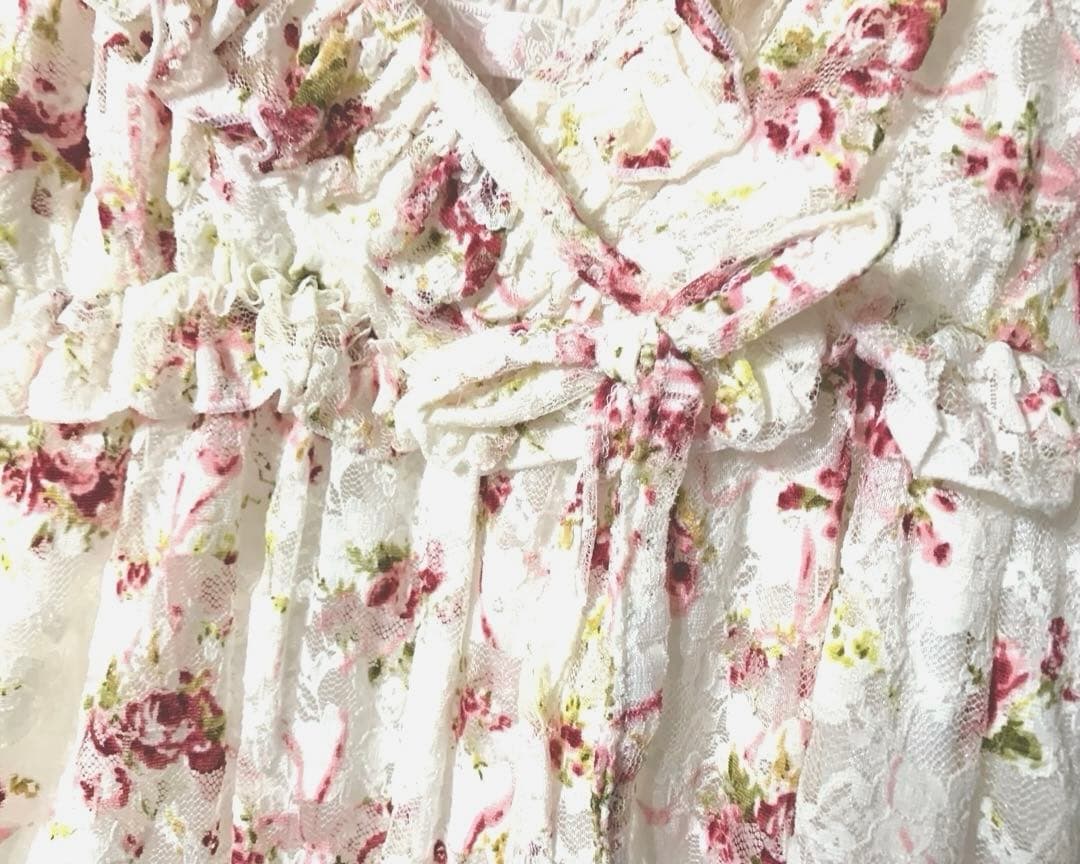 【新品・未使用】 LIZ LISA リズリサ キャミソール 花柄 リボン