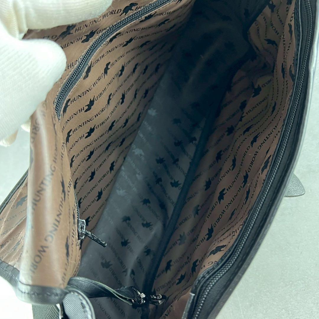 高級　ハンティングワールド　メッセンジャーバッグ　ブラック