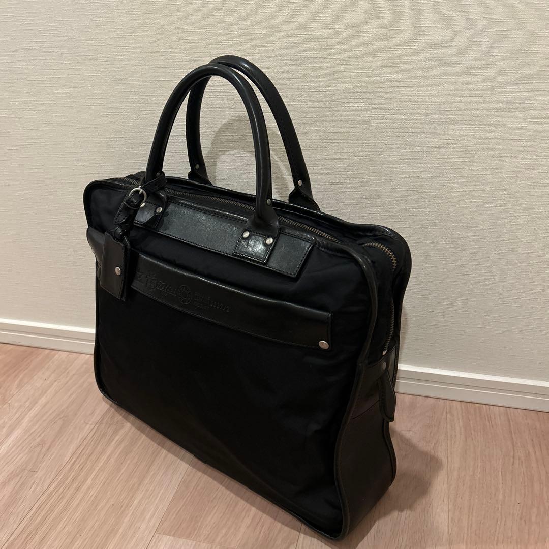 Felisiフェリージ ビジネスバック 8637/2 ブラック