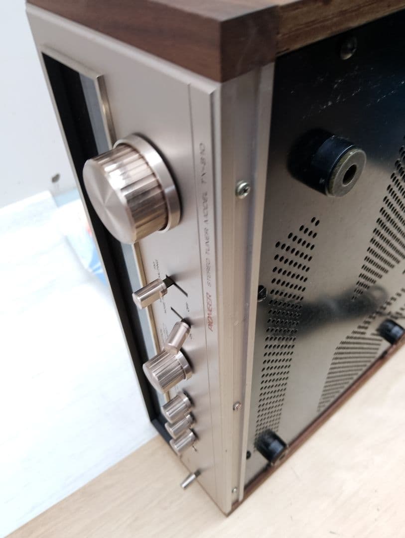 パイオニ　ステレオ　チューナーTX-810新品未使用(よ30)