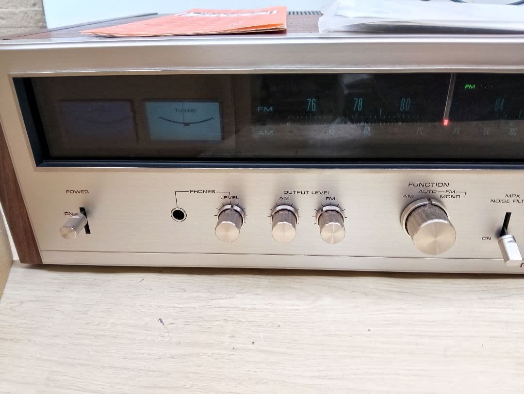 パイオニ　ステレオ　チューナーTX-810新品未使用(よ30)