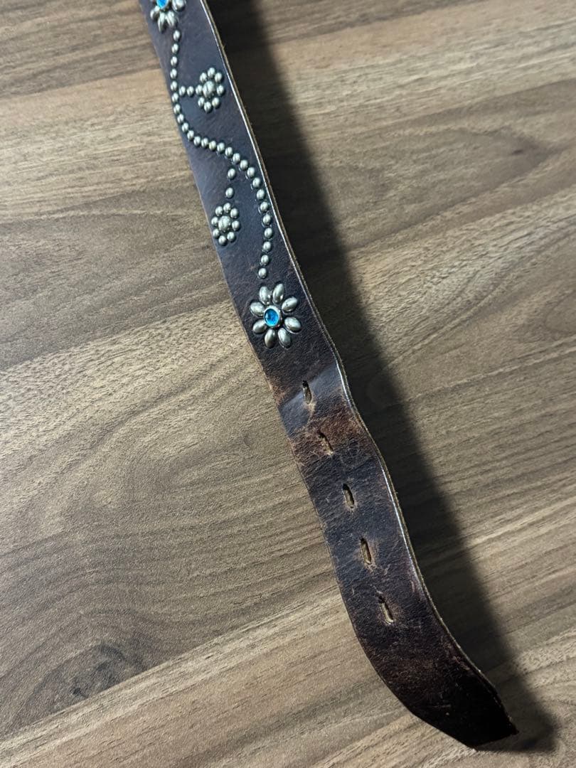 32 インチ HTC フラワースタッズ ブルーストーン レザーベルト ブラウン