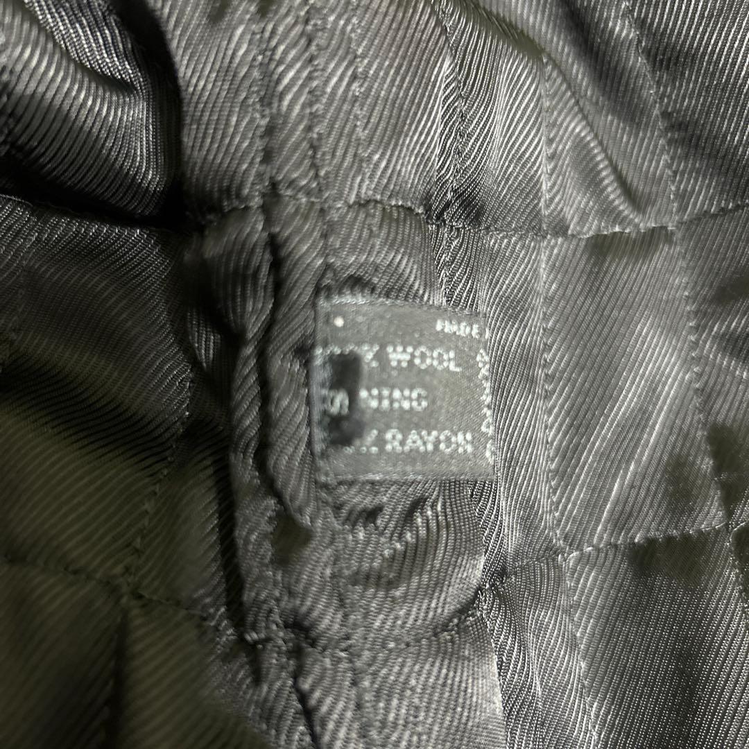 プラダ　ダッフルコート　黒