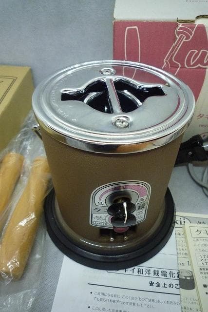 完全未使用 　タキイ和裁電化鏝　ランプ付　和裁こて　和裁コテ　最新　鏝２本付