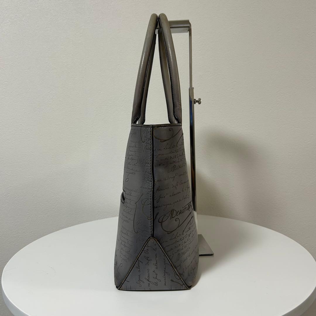 希少 BERLUTI ベルルッティ トゥジュール ミニ スクリット グレー