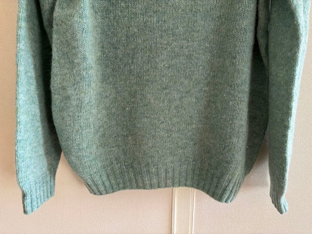 ハーレーオブスコットランド　オパール（ファウナ）タートルネックセーター　38