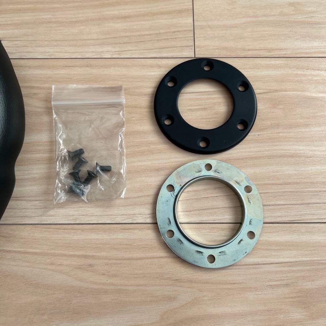 佐藤琢磨仕様　レザー ステアリング