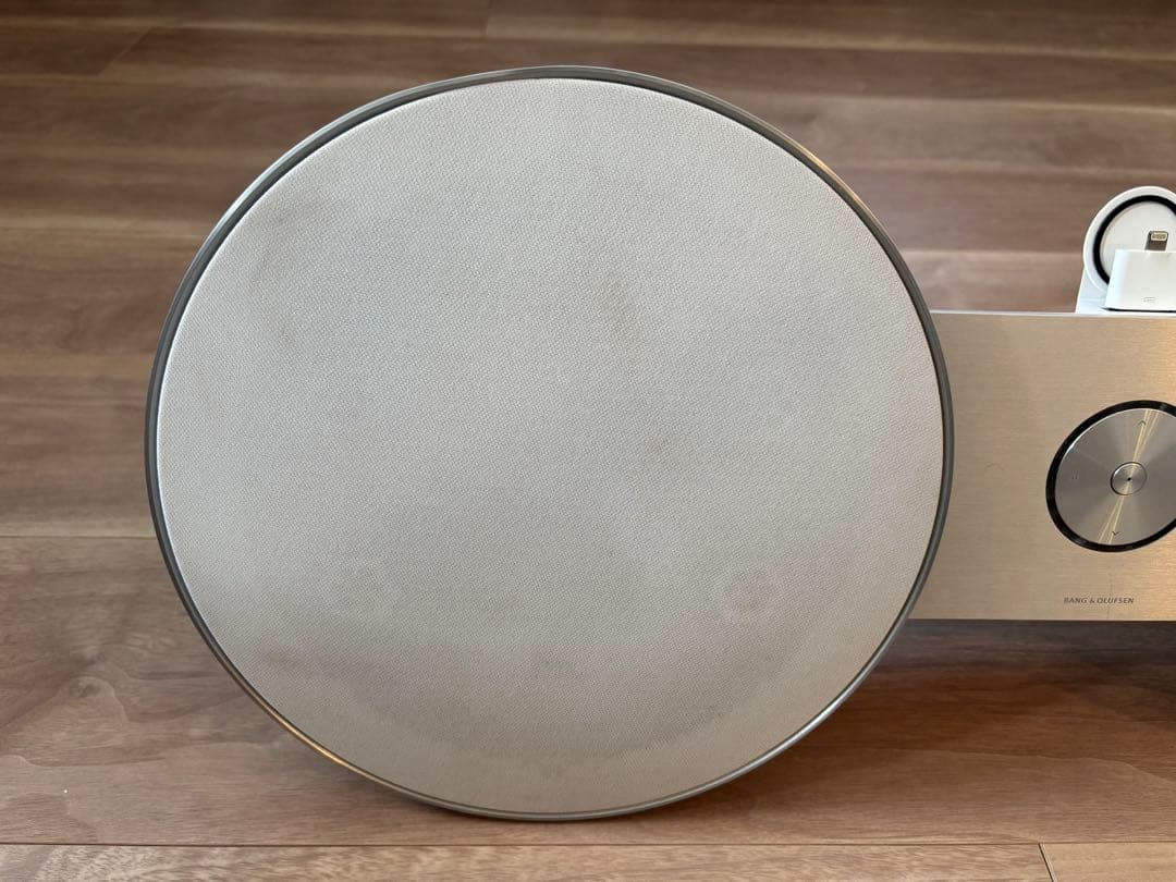 Bang & Olufsen Beosound 8 スピーカー