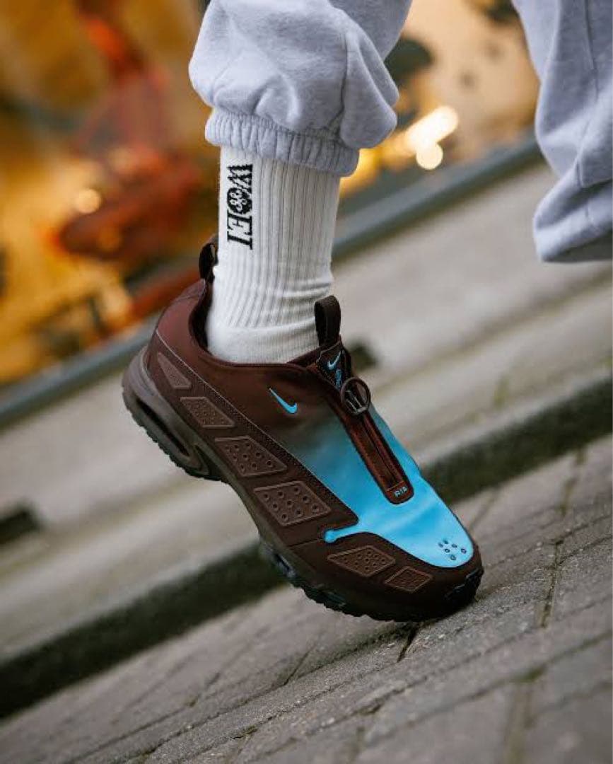 靴 NIKE AIR MAX SNDR BURGUNDY 28cm