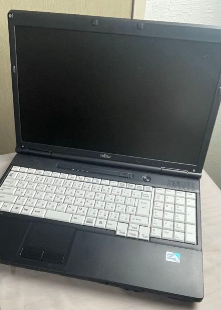 富士通 ノートPC LIFE BOOK A561/D Windows 10