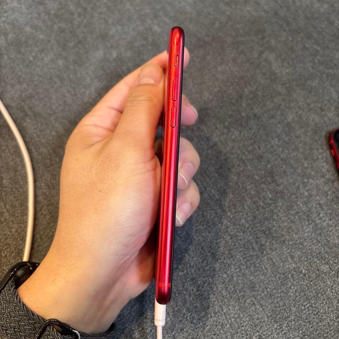 S*）様 iPhone SE (第2世代) レッド