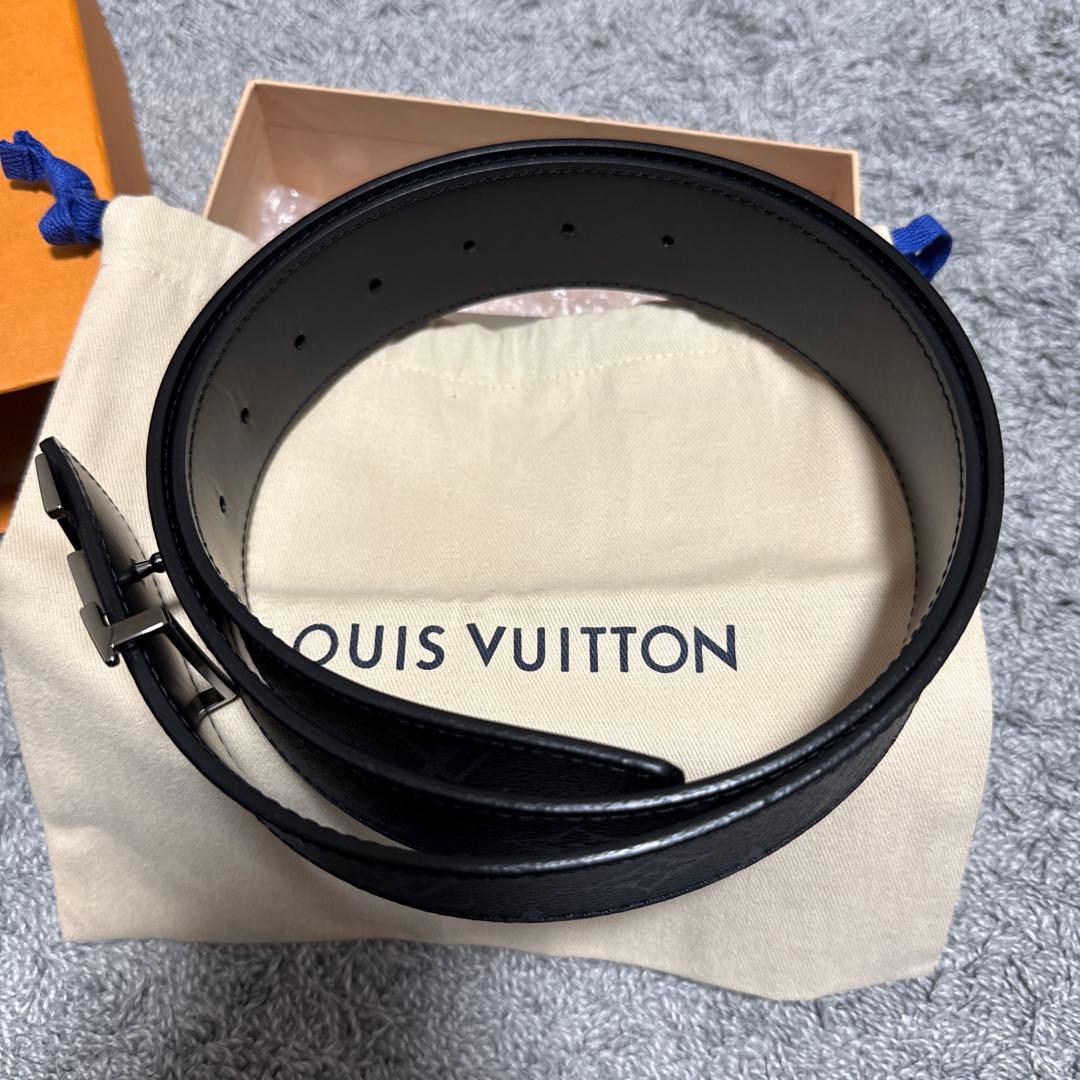 LOUIS VUITTON ルイヴィトン イニシャル エクリプス ベルト 95