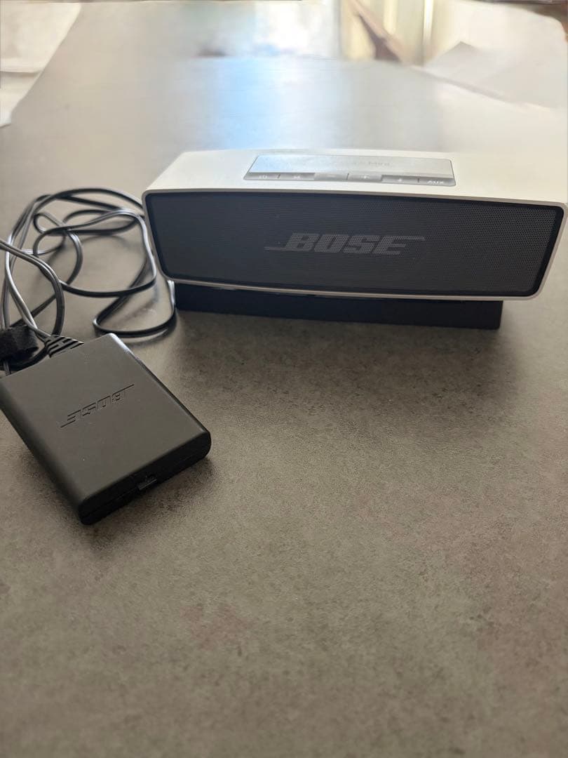 BOSE SoundLink Mini シルバー 充電器付き