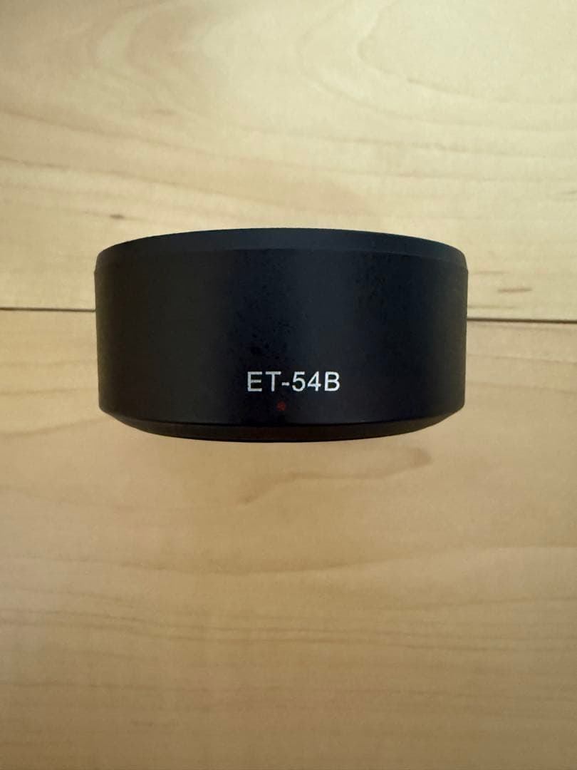 Canon EOS Kiss M2 本体と付属品