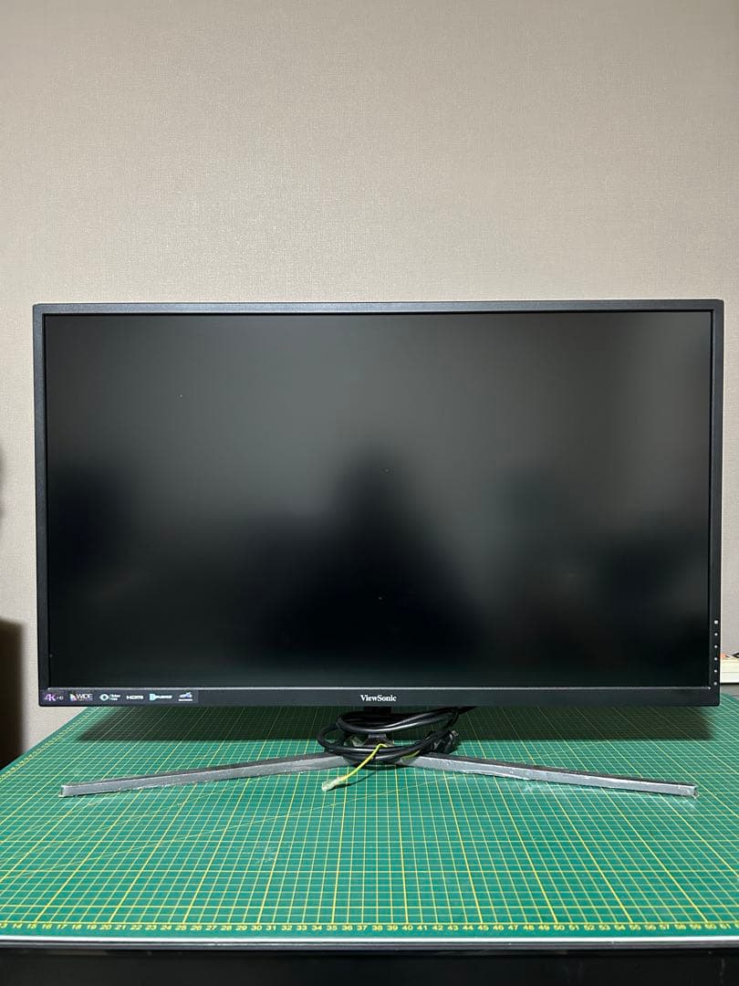 ViewSonic 4Kモニター　VX3211-4K-MHD