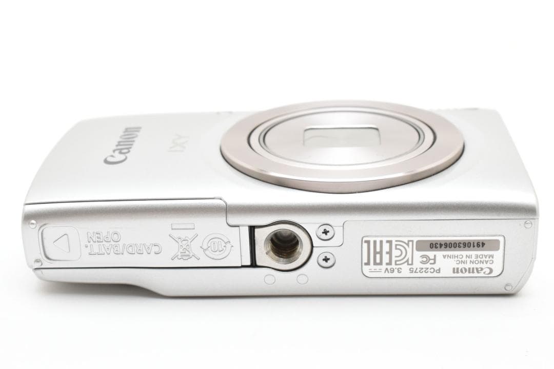 超美品 キヤノン IXY180 コンパクトデジタルカメラ シルバー Canon