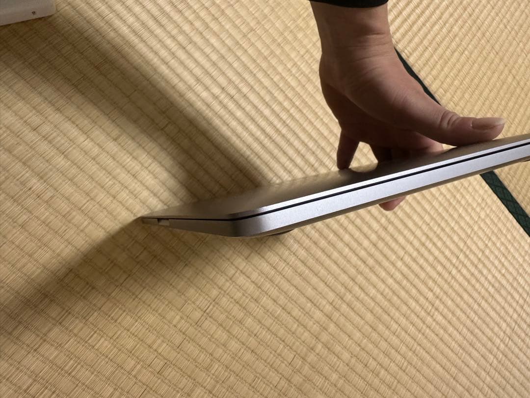 Macbook pro 2020 13イン 専用米倉和希