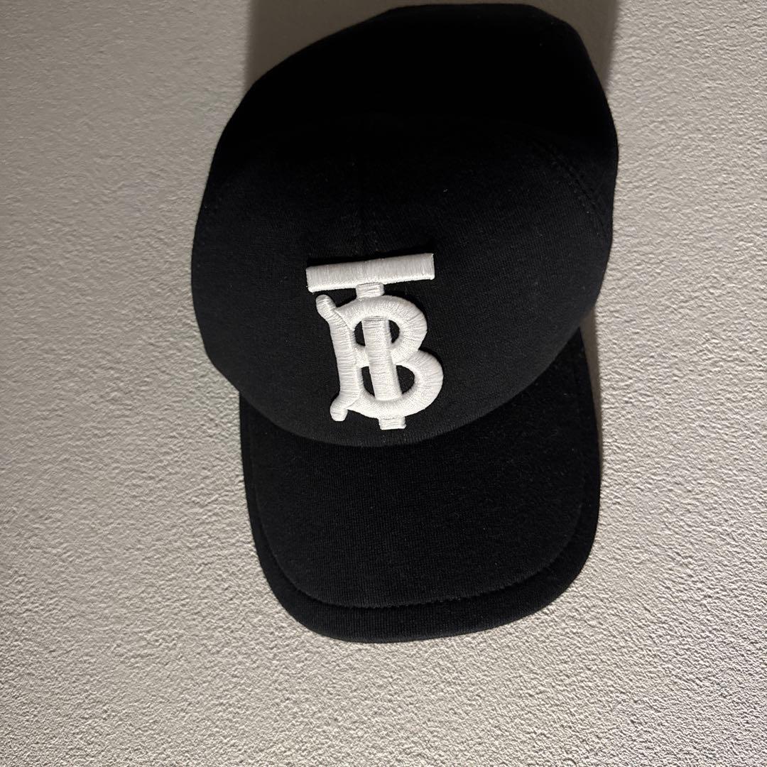 BURBERRY ブラック キャップ L