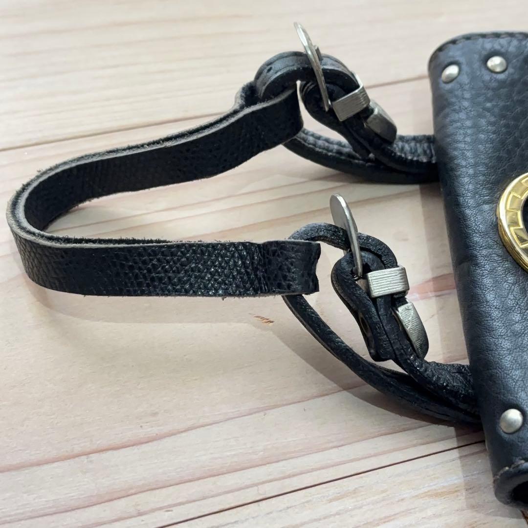 美品【ジャンニ ヴェルサーチ】メデューサ レザー ミニベルトポーチ