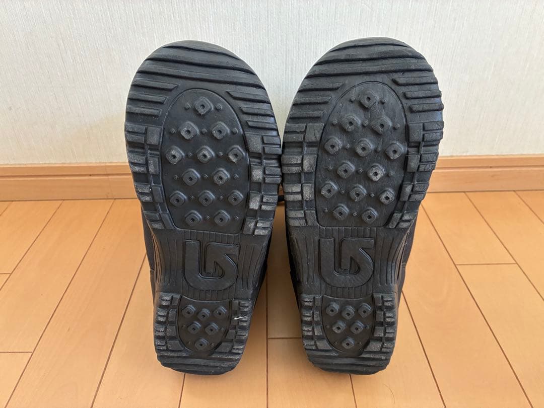 美品 スノーボードブーツ25cm バートン