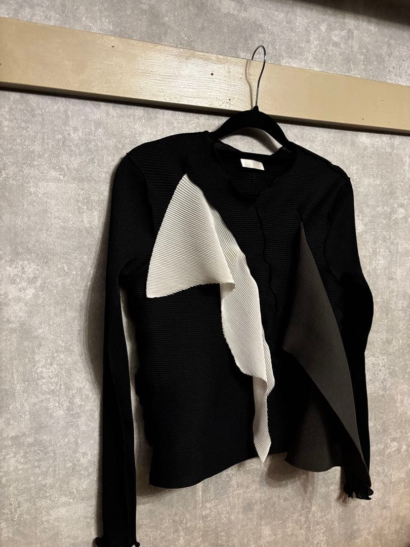 kotohayokozawa コトハヨコザワ トップス