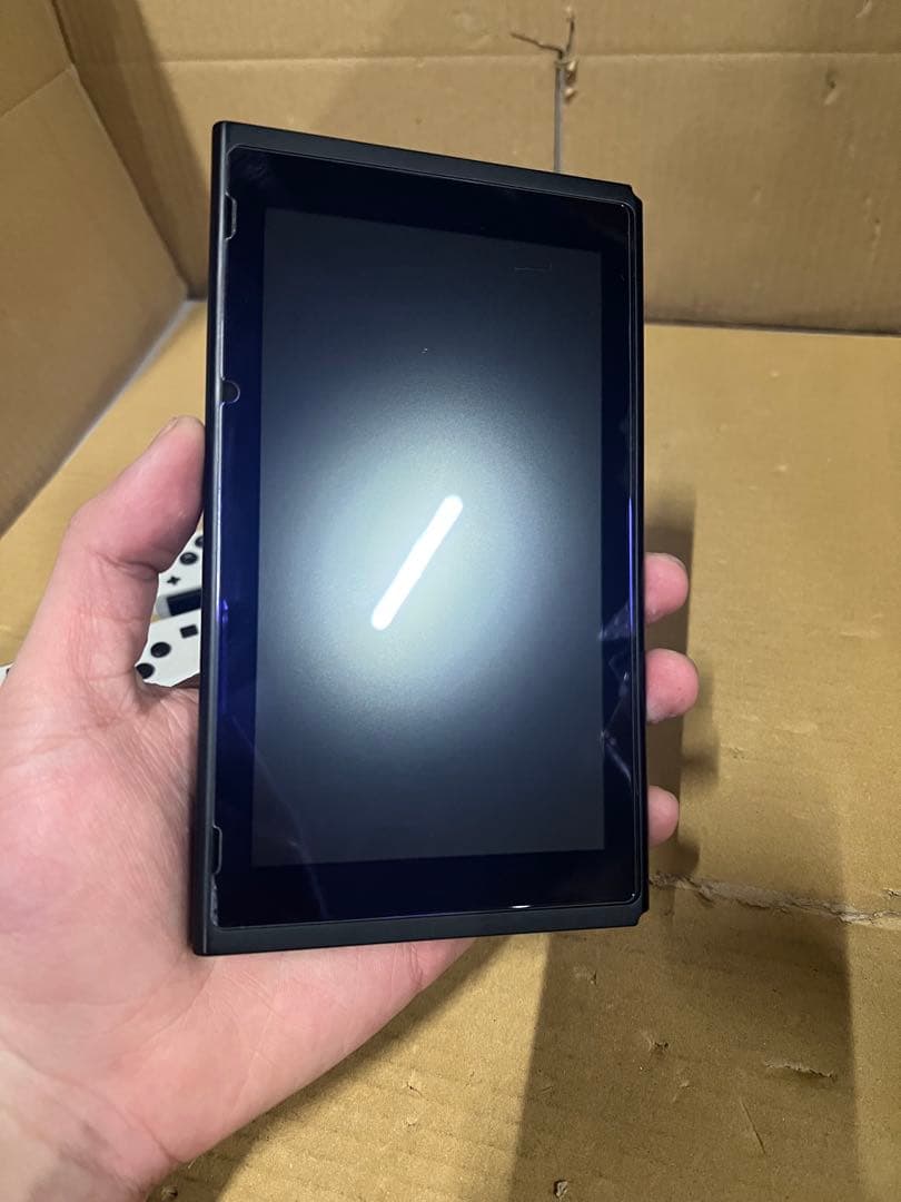 Nintendo Switch 本体 Joy-Con 白　本体のみ