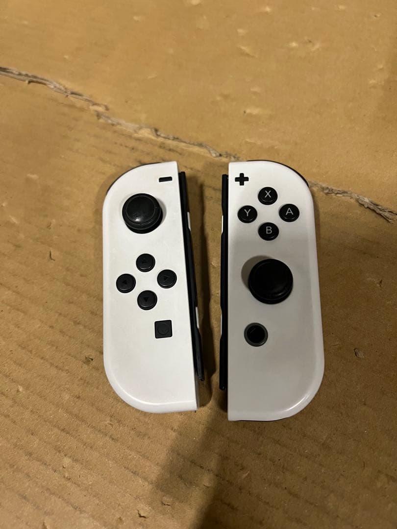 Nintendo Switch 本体 Joy-Con 白　本体のみ