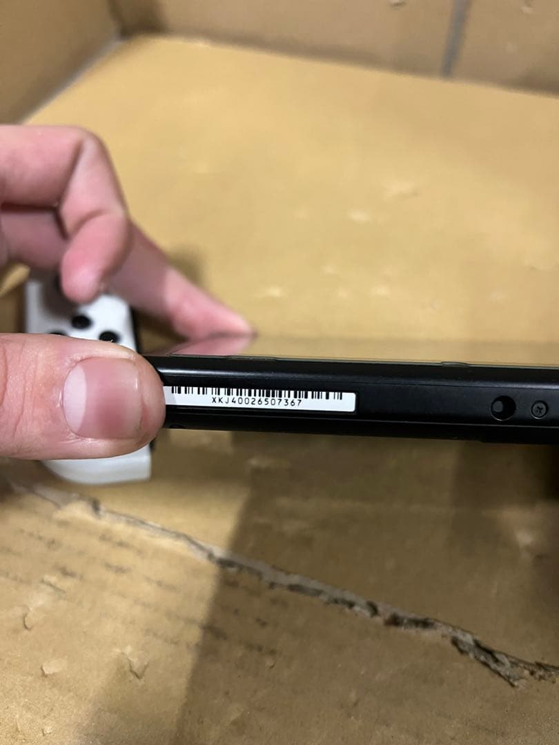 Nintendo Switch 本体 Joy-Con 白　本体のみ