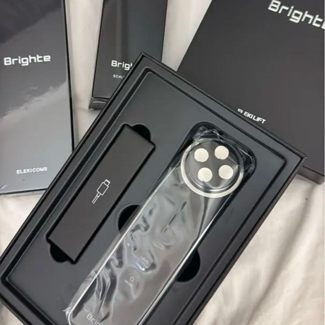 Brighte ELEKICOMB & SCALR SERUM セット