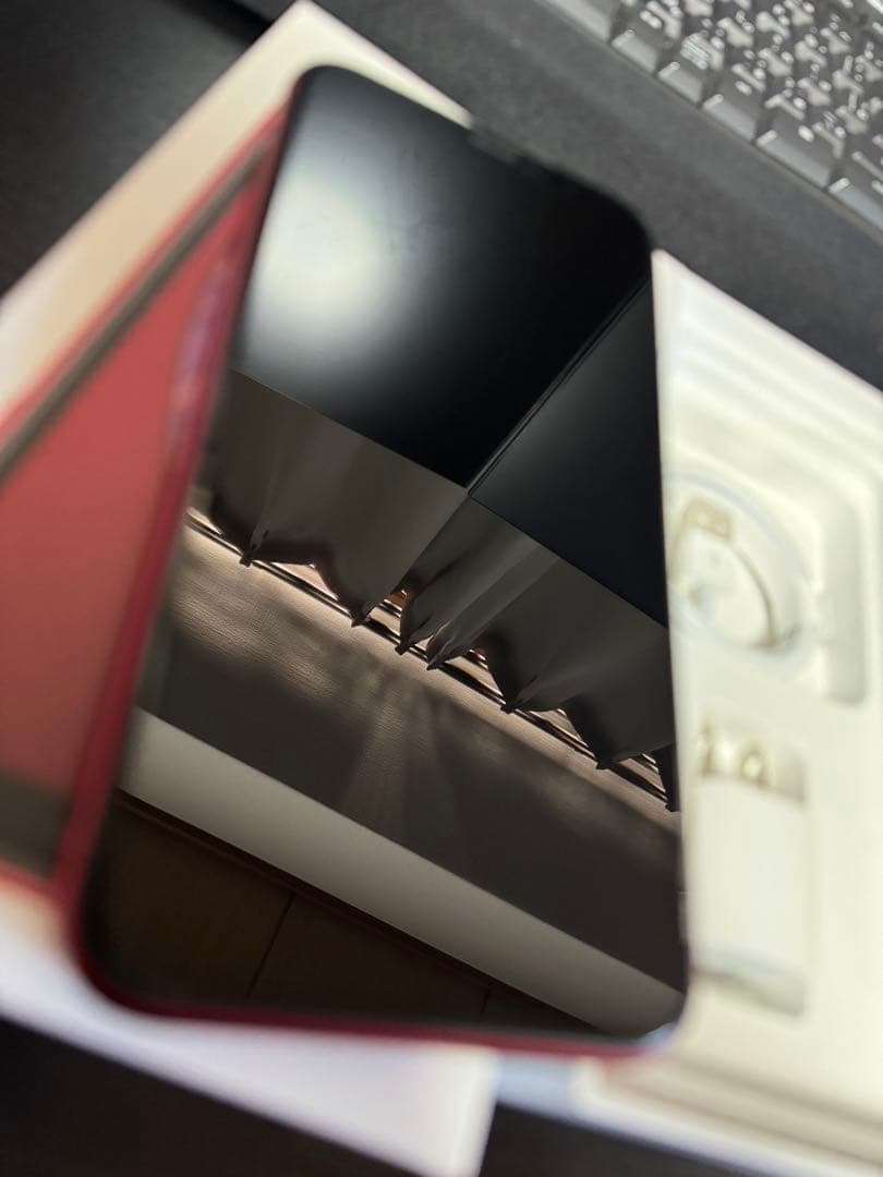 Apple iPhone Xr 64GB (PRODUCT(RED)) 本体