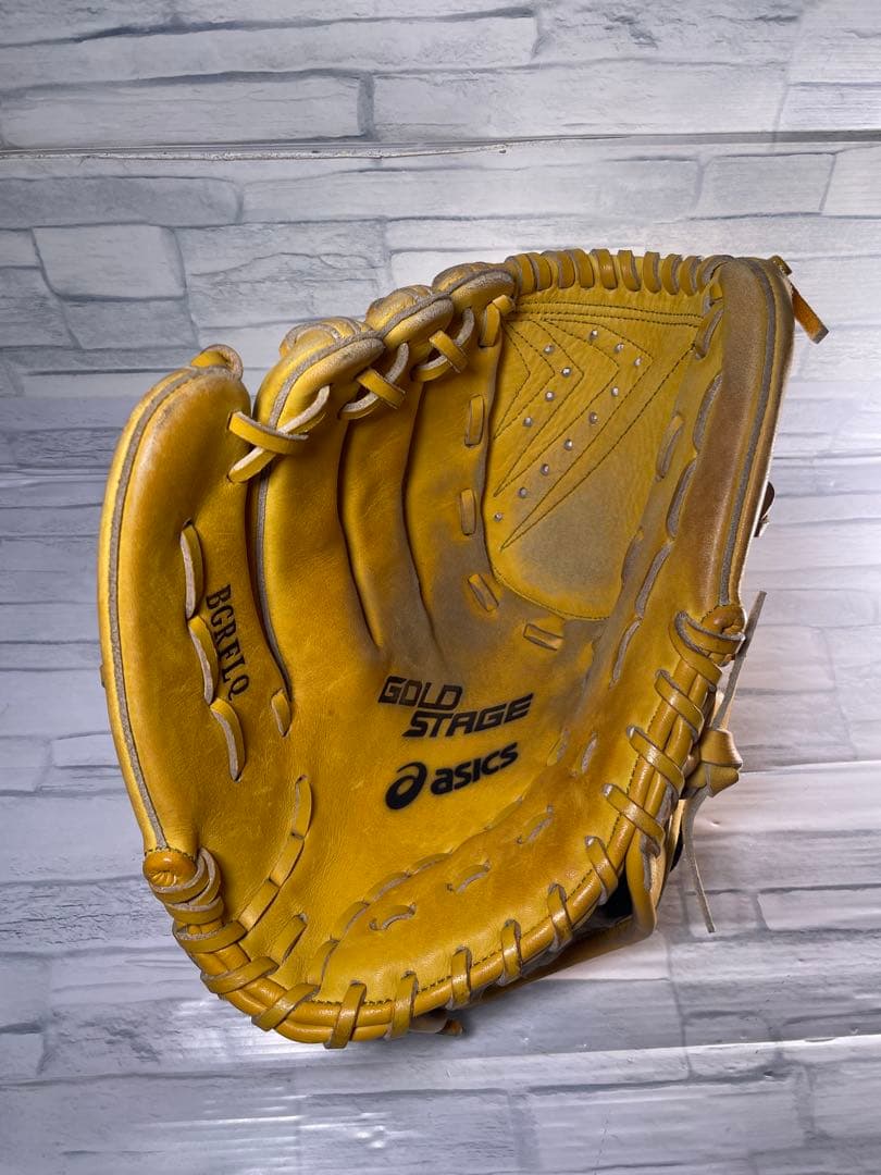 アシックス左投手用グローブ