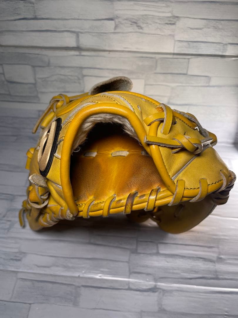 アシックス左投手用グローブ