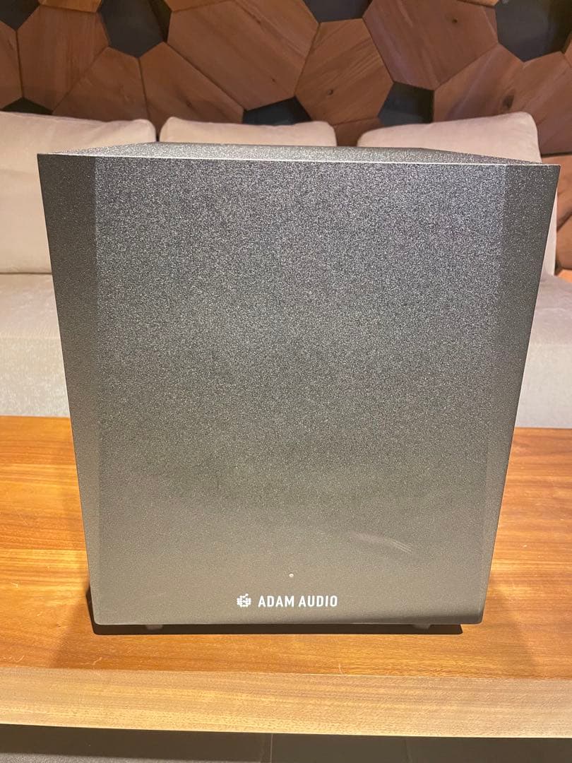 ADAM AUDIO T10S サブウーファー
