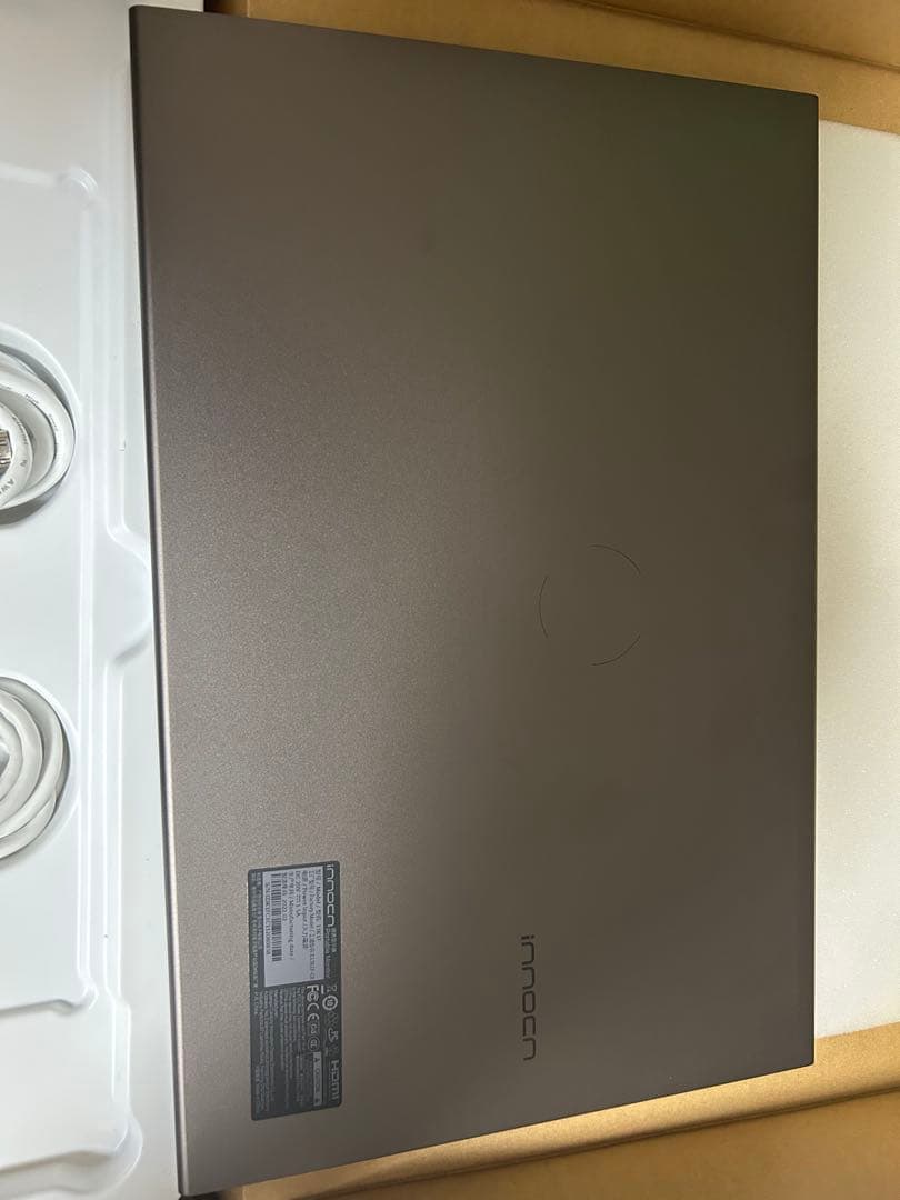 INNOCN 13K1F 13.3インチ OLEDモニター 本体