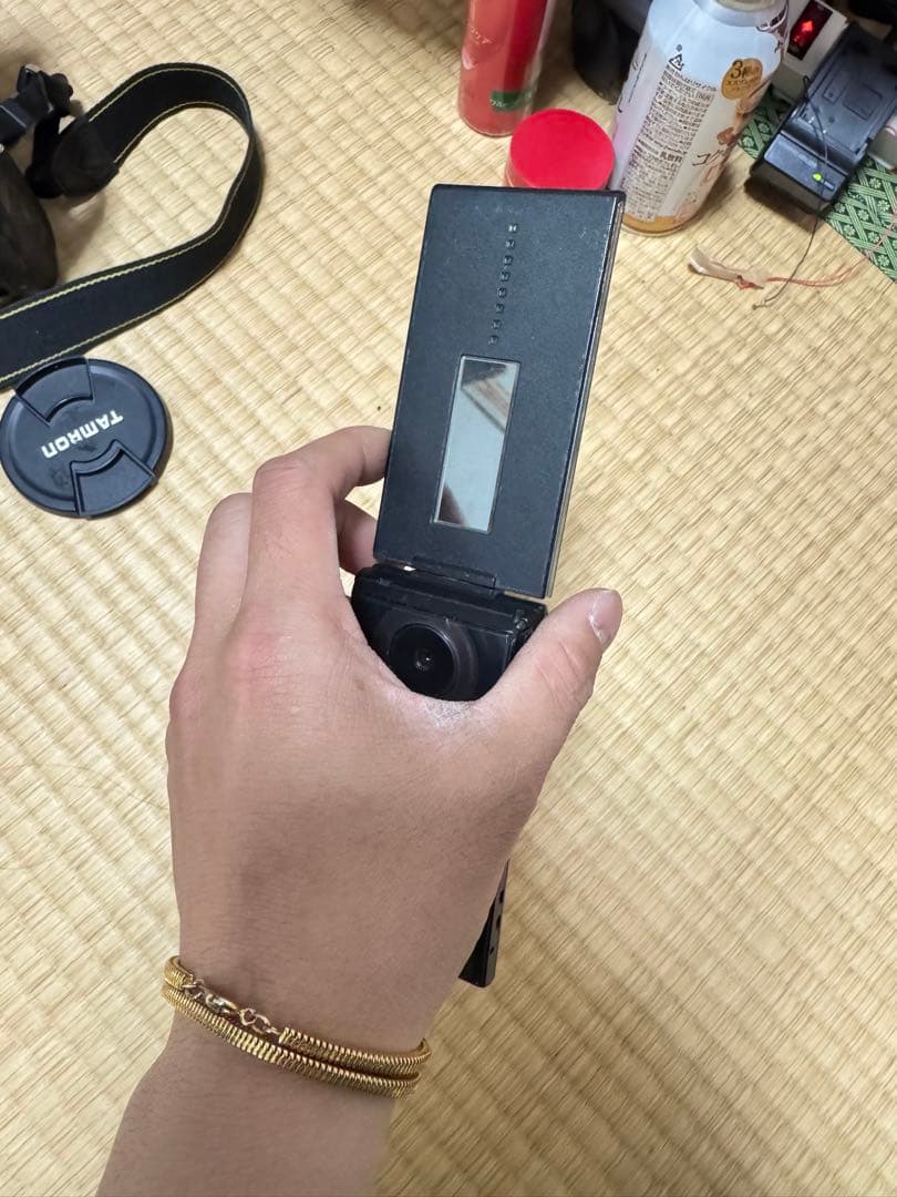 docomo SH-03B 折りたたみ式携帯電話 ブラック