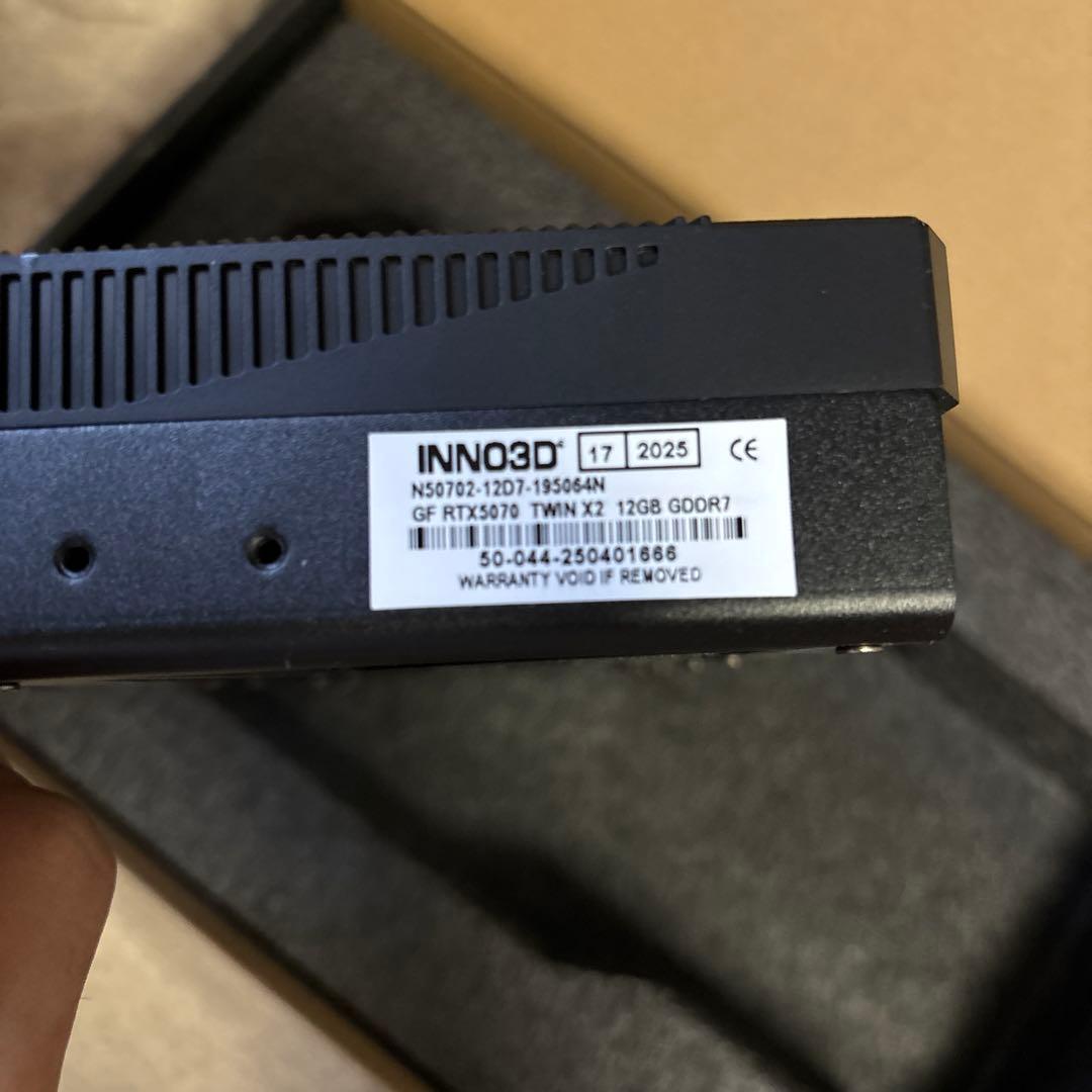 グラフィックボード・グラボ・ビデオカード INNO3D GeForce RTX 5070 TWIN X2