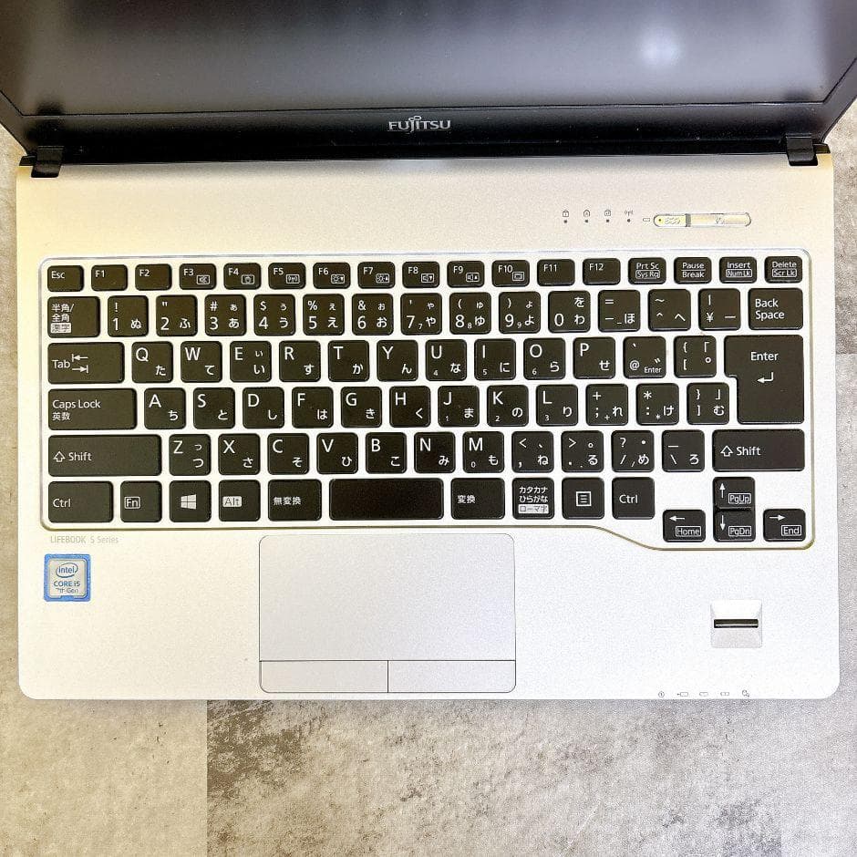 小型軽量❣Coreｉ5＆SSD搭載で快適✨カメラ付き フルHD 薄型 Win11