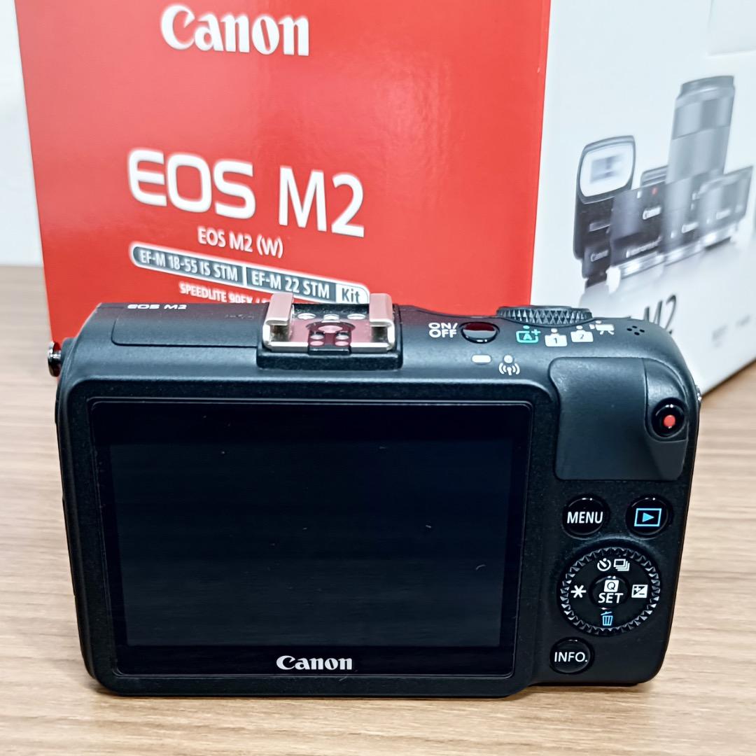 Canon EOS M2 ダブルレンズキット ブラック