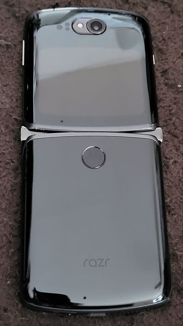 motorola razr 5g 1年使用　国内購入　基盤交換済